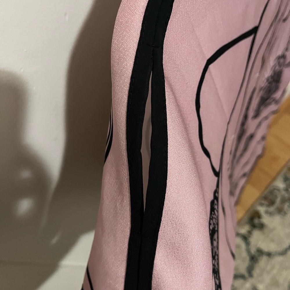Pink / Rose Abstract Floral Line Print Cutout Sleeve Top Size Large L - Picture 5 of 6